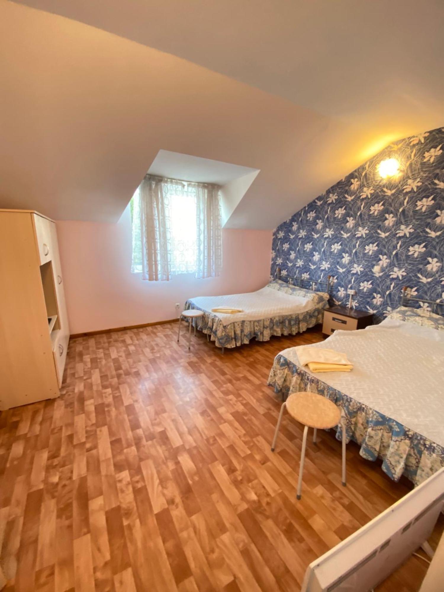 Osobyi Guest House Cholpon-Ata Bagian luar foto