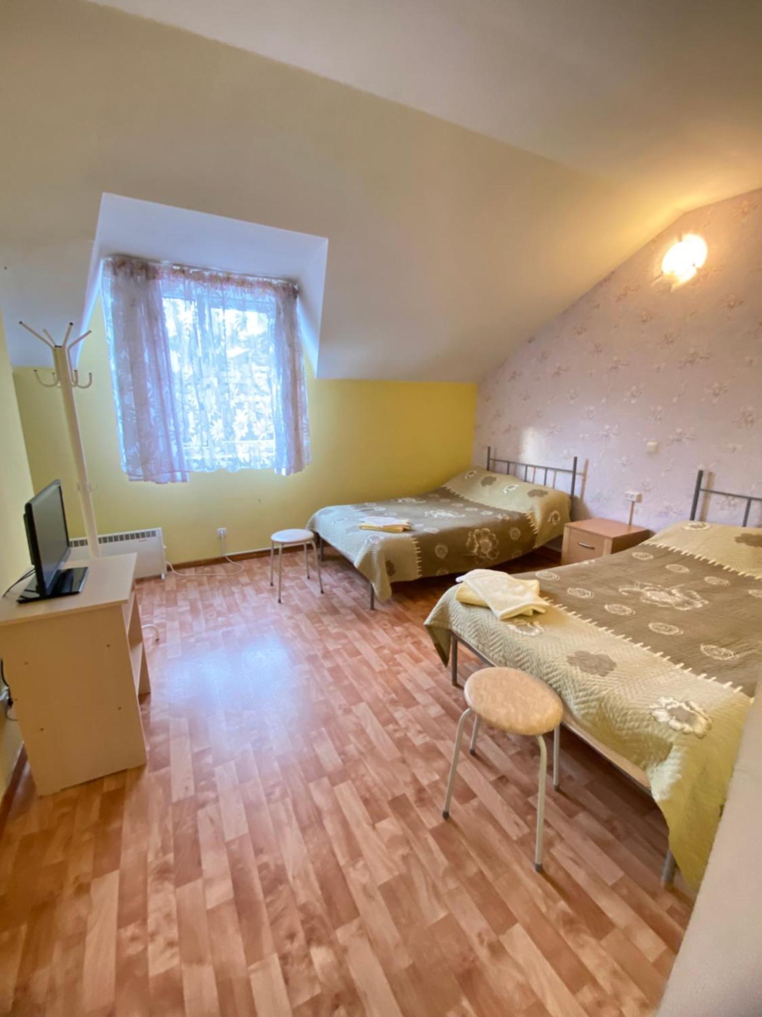 Osobyi Guest House Cholpon-Ata Bagian luar foto